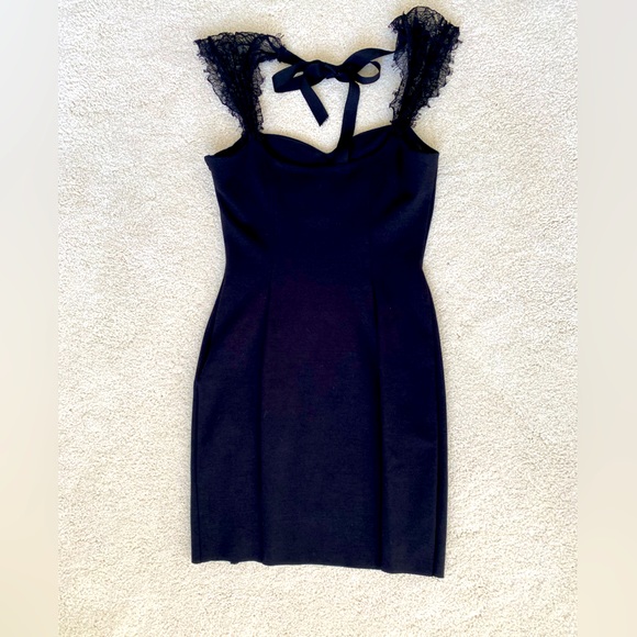 Tt collection dress w lace cap sleeves size 2 like new - Picture 4 of 4